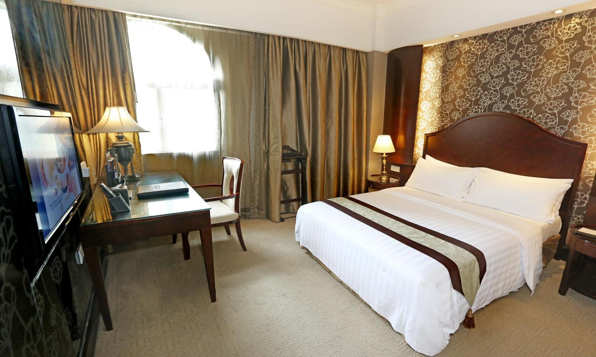 Grand Palace Hotel - Grand Hotel Management Group Гуанчжоу Экстерьер фото