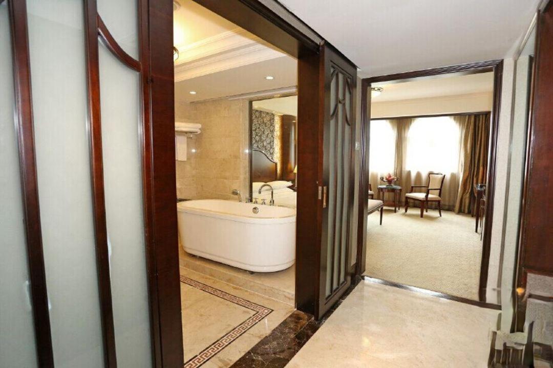 Grand Palace Hotel - Grand Hotel Management Group Гуанчжоу Экстерьер фото