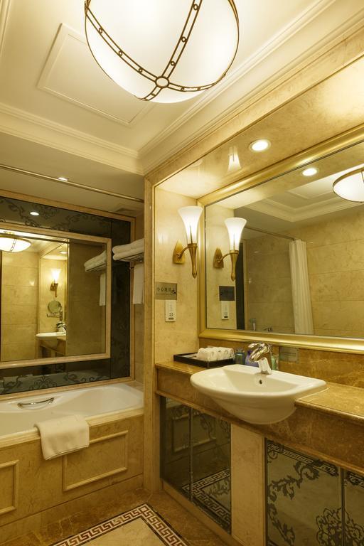 Grand Palace Hotel - Grand Hotel Management Group Гуанчжоу Экстерьер фото